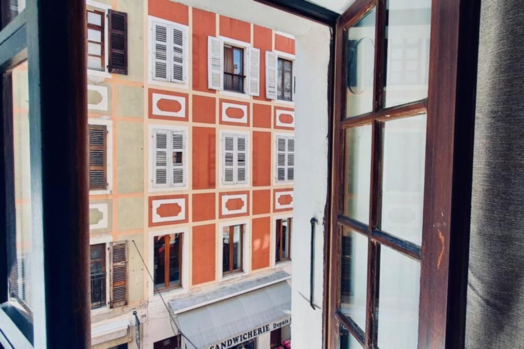 Le Carnot 2 Etoiles Hypercentre Vieille Ville 阿讷西 外观 照片
